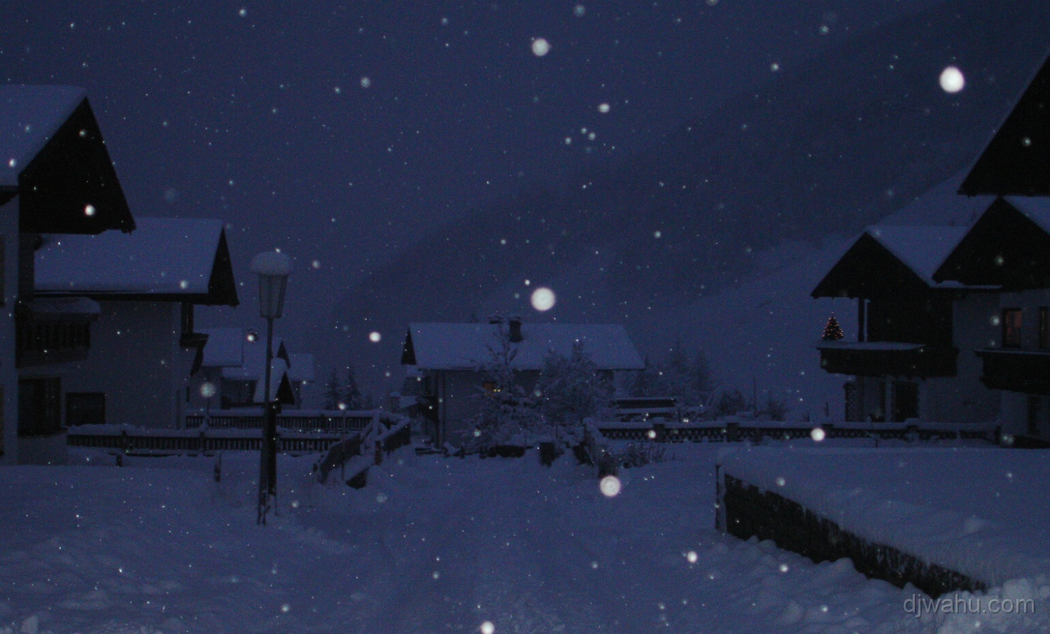 DSC06101-Holzeben-Schnee-20061209.jpg