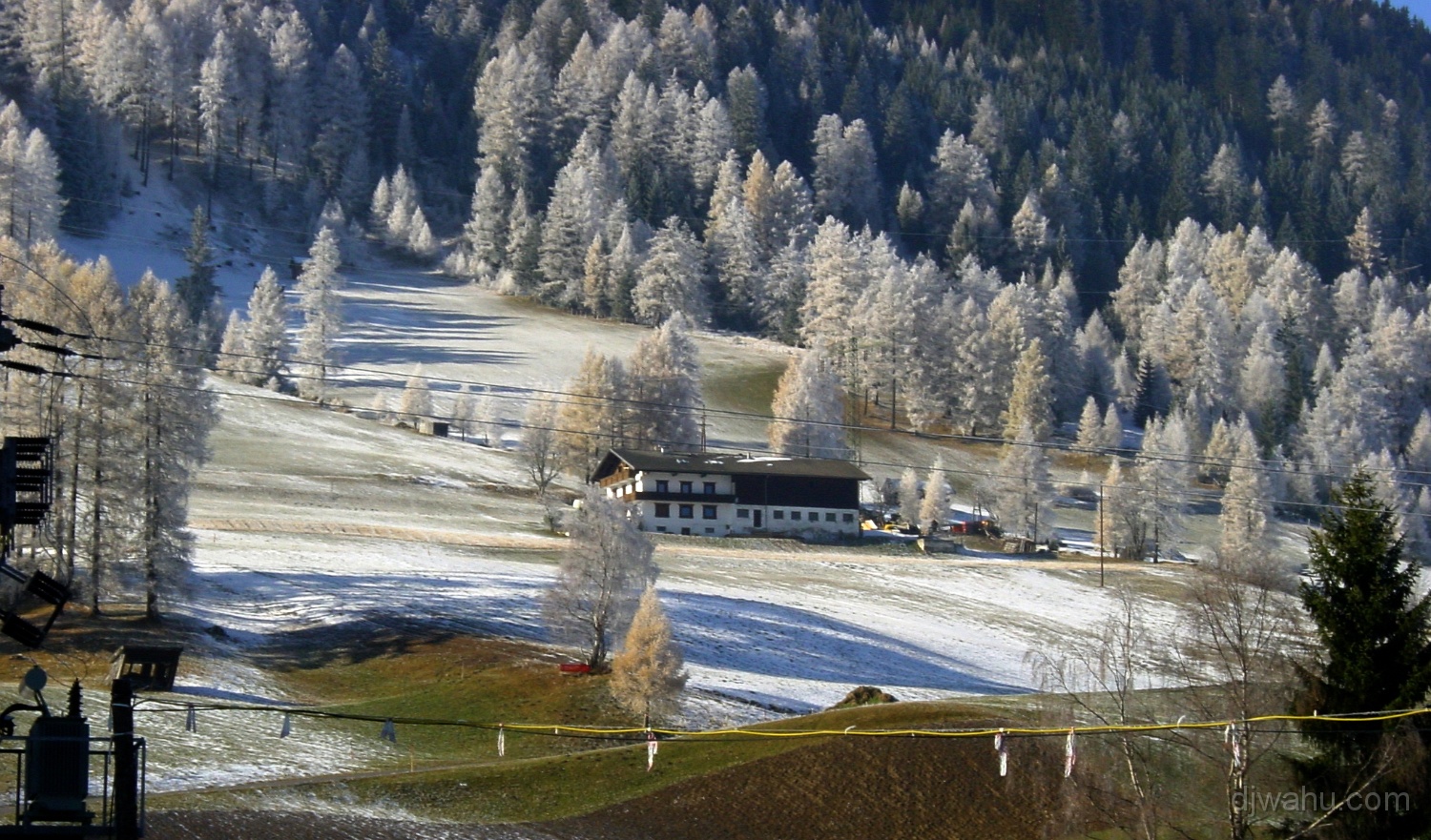 DSC01081-Noesslachrunde-Haus-20011121.JPG